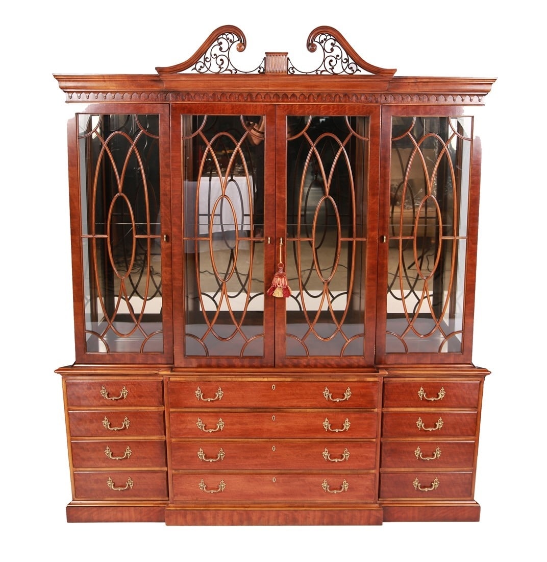 Henredon Furniture, Rittenhouse Square Cabinet (1 of 4)