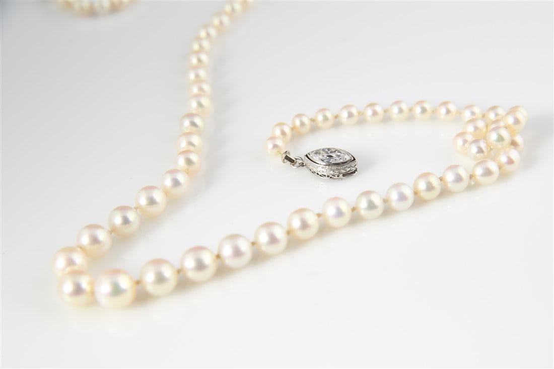 Natural Graduated Pearl Necklace, Diamond Clasp - 4
