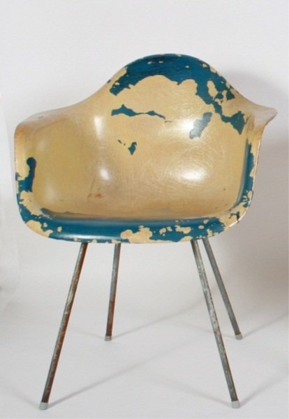 Early Shell Chair Attrib. to Charles & Ray Eames: Early molded fiberglass shell chair attributed to Charles & Ray Eames. American, 20th century. Probably made by Herman Miller/Zenith Plastics Co. Molded fiberglass shell having four tubular metal legs