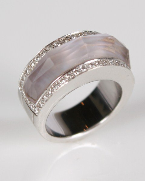 Stephen Webster Crystal Haze Ring: Stephen Webster Crystal Haze 18 karat white gold ring set with mother-of-pearl and diamonds, total weight .65 ct. Ring size 6. Total weight 17.8 grams.