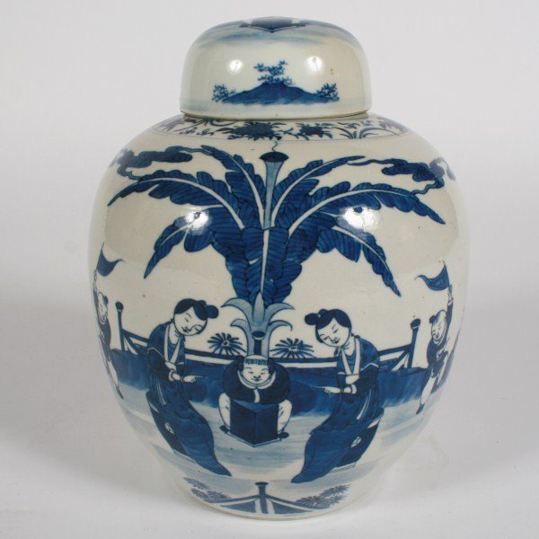 Chinese Canton Porcelain Jardiniere: Chinese Canton porcelain jardiniere. Circa 1810. Porcelain jardiniere having blue and white decoration and a cover. With teakwood base. Height 12". Provenance: From the Estate of Stephen Stackpole.