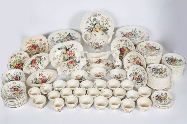 Copeland Spode "Gainsborough" Dinnerware Set (1 of 3)