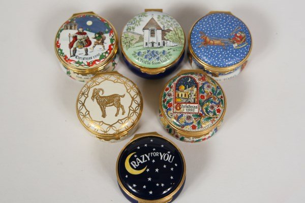 Group of 6 Assorted Enamel Diminutive Lidded Boxes (1 of 2)