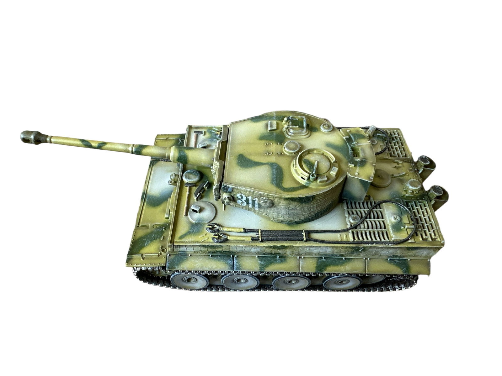 DRAGON ARMOR Tiger I Sd.Kfz 181 Tank (1 of 3)