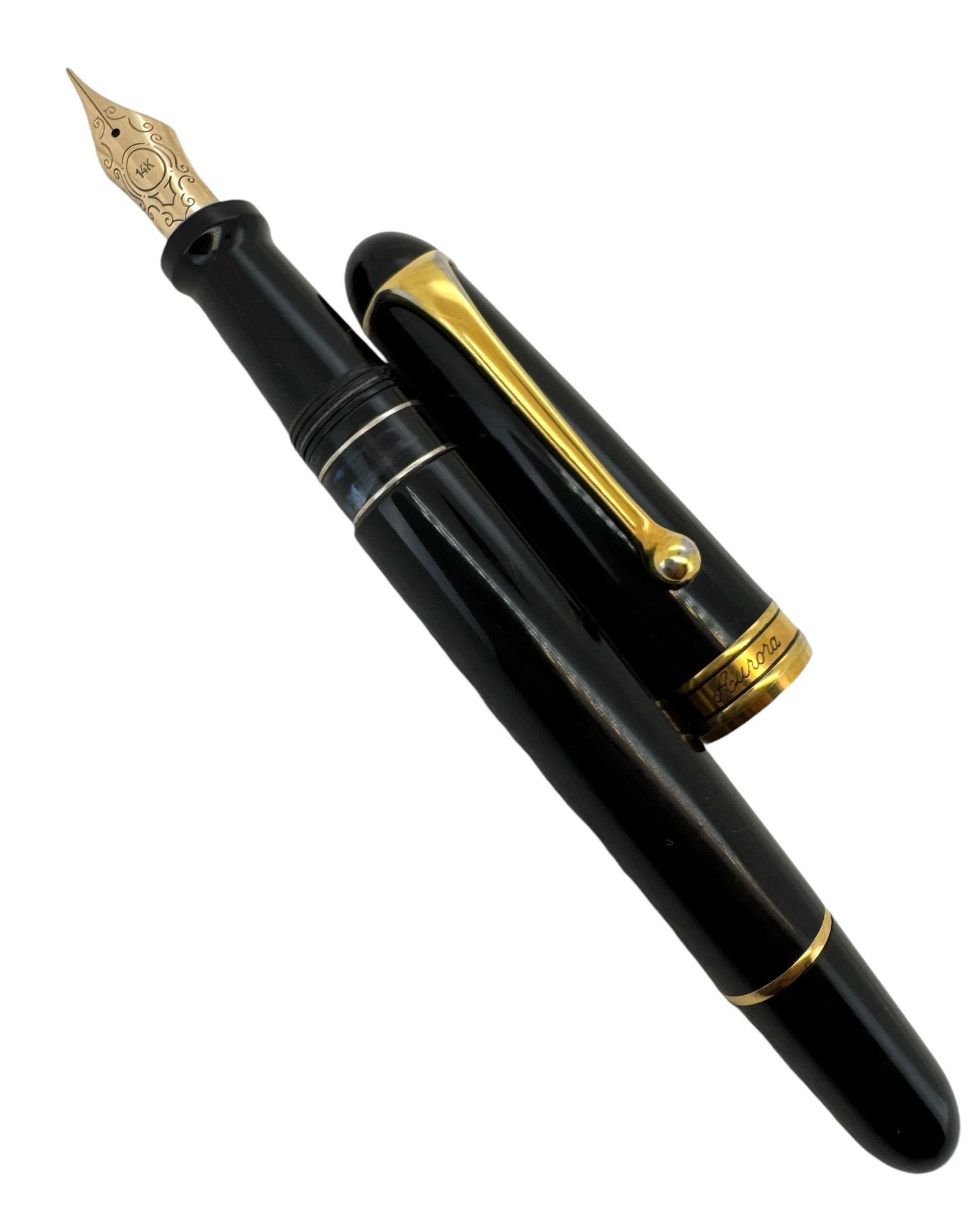 Aurora 88 14k matt black fountain pen (1 of 3)