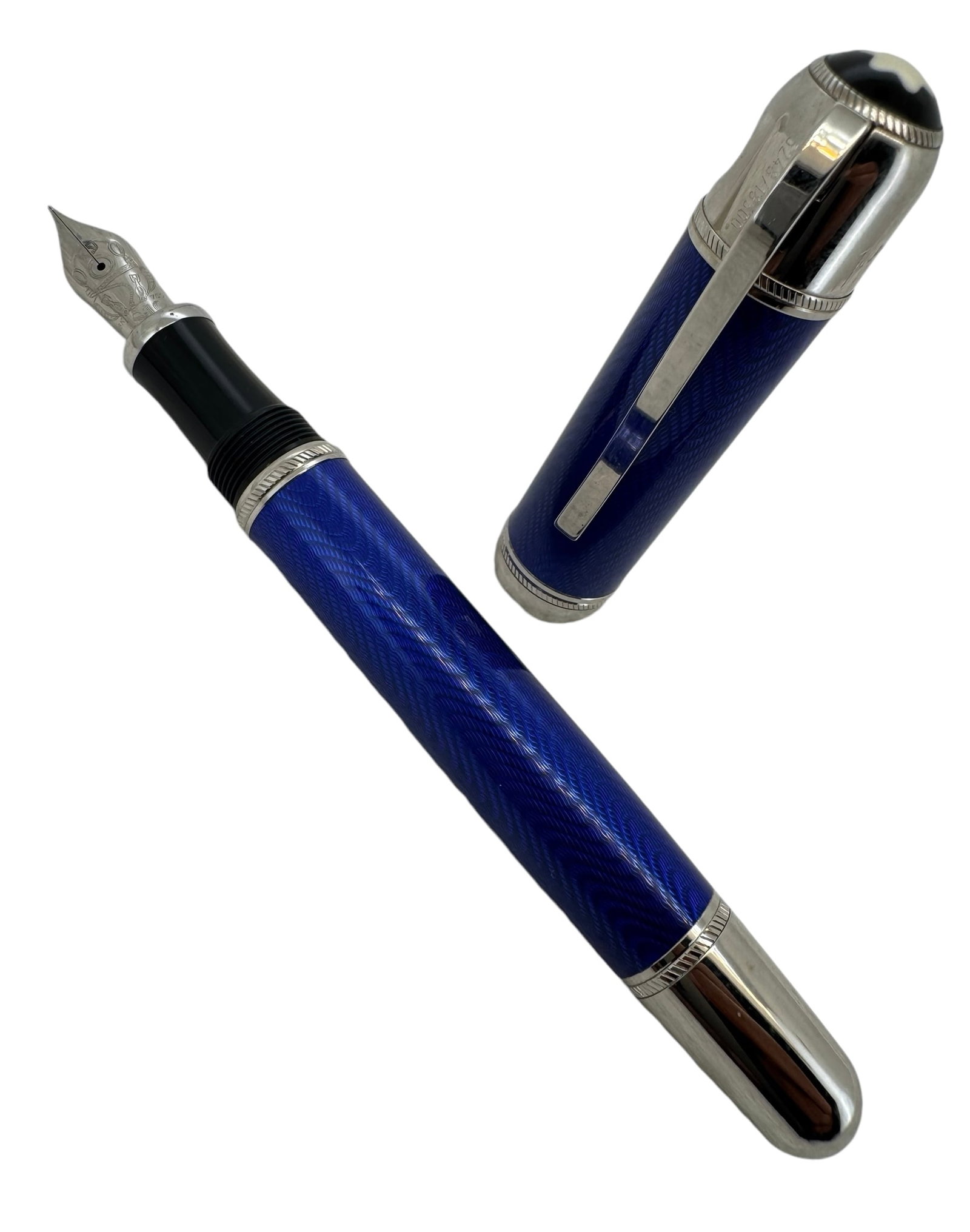 Montblanc Jules Verne Fountain Pen Writers Limited edition fountain pen: Montblanc Jules Verne Fountain Pen - Writers Limited EditionThis Montblanc Jules Verne Fountain Pen is part of the exclusive Writers Edition, numbered 15,248 of 18,500. Crafted with an 18K white gold 