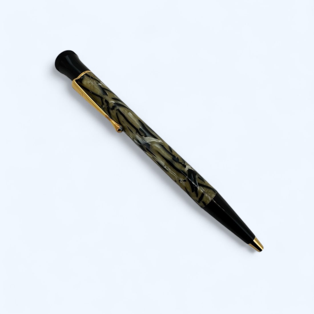 Montblanc Oscar Wilde Ballpoint pen Limited Edition (1 of 3)