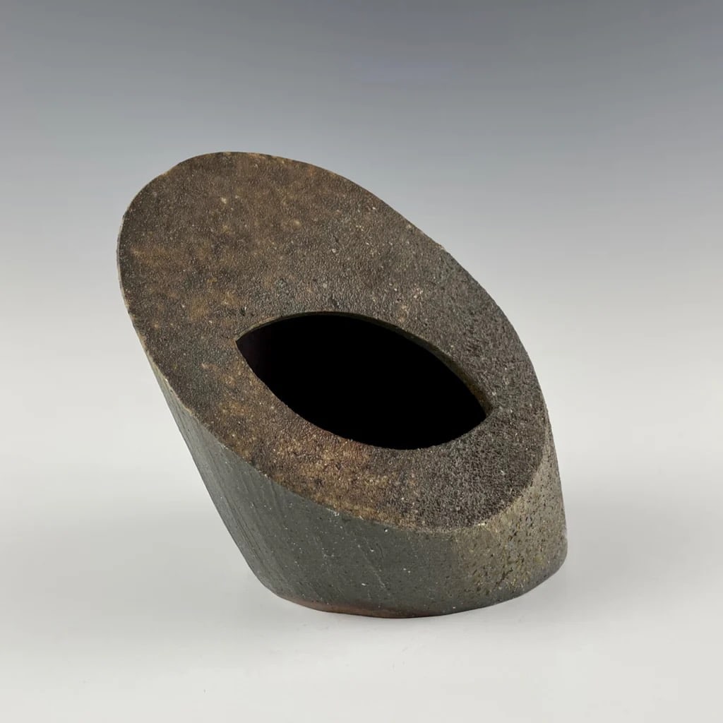 Malcolm Wright ikebana vase (1 of 3)