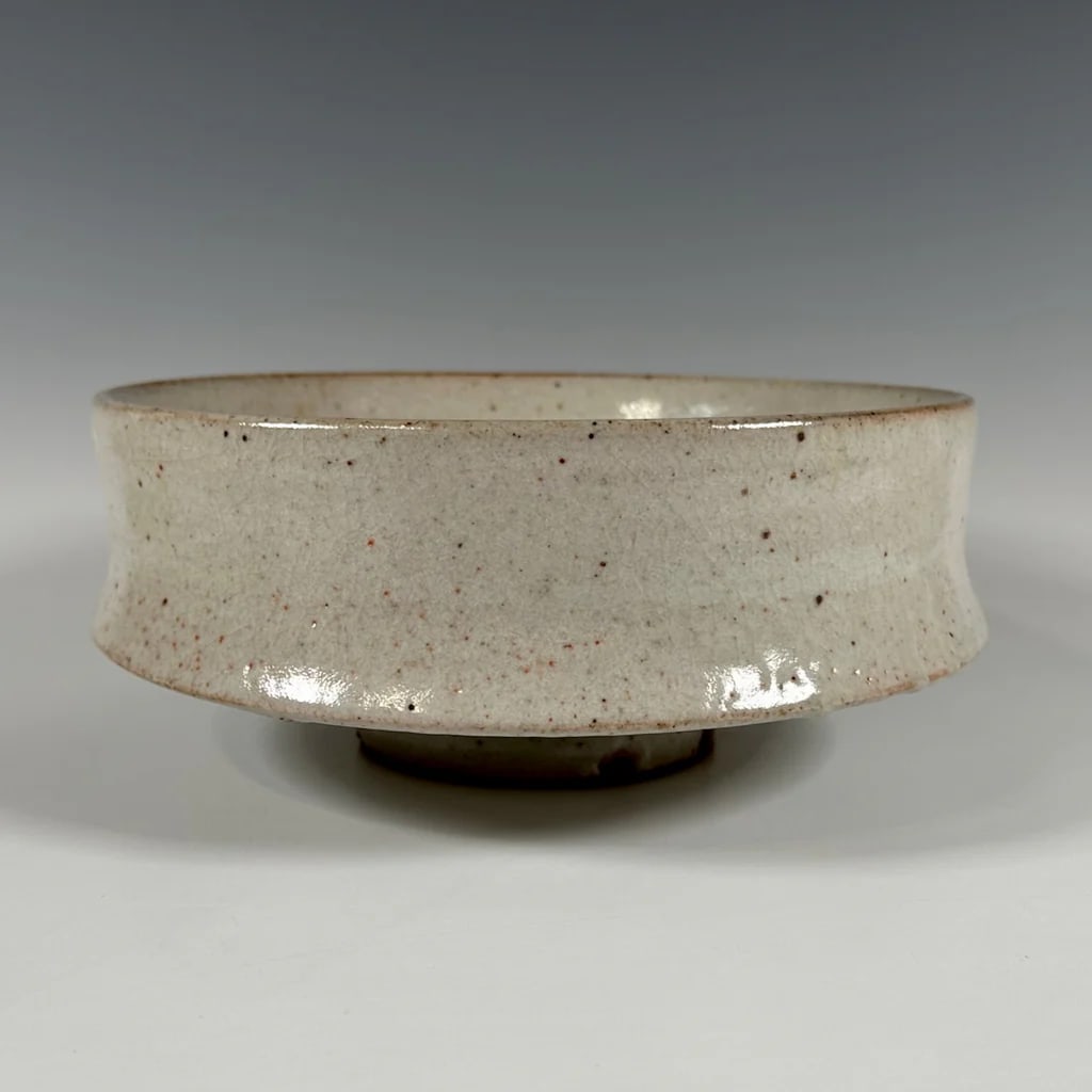 Warren MacKenzie drop rim bowl (1 of 4)