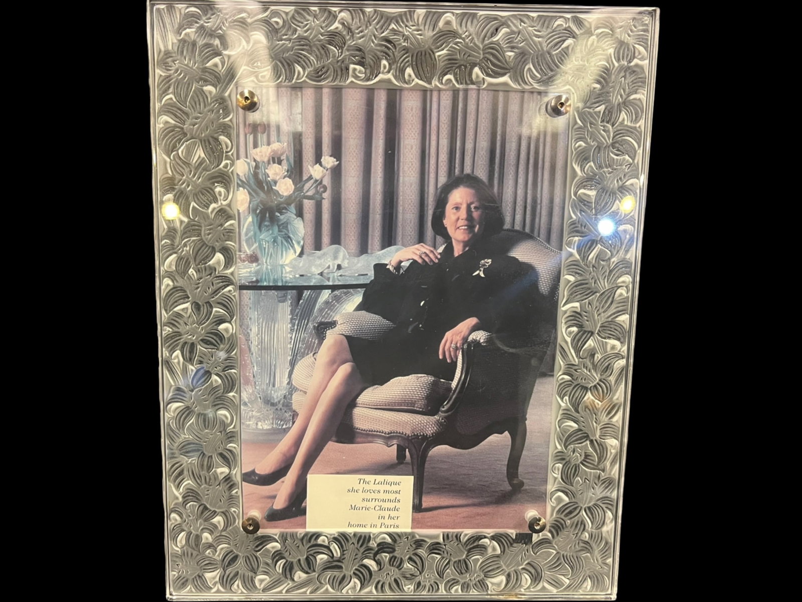 LALIQUE Crystal Frame with Relief frosted flowers: Lalique Crystal Frame with Relief frosted flowers With photo of Marie Claude the Grandaughter of Rene Lalique With Original Box Circa 1960’s 9” x 7”