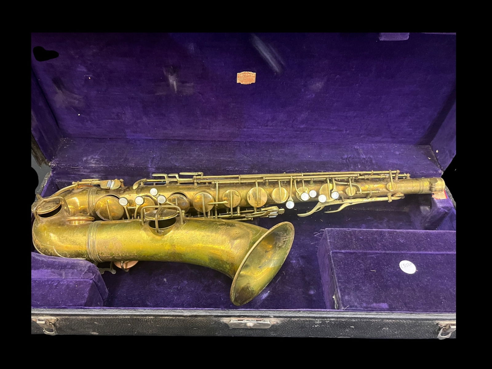 C.G. Conn Ltd. Vintage Saxophone Sold with case (1 of 18)
