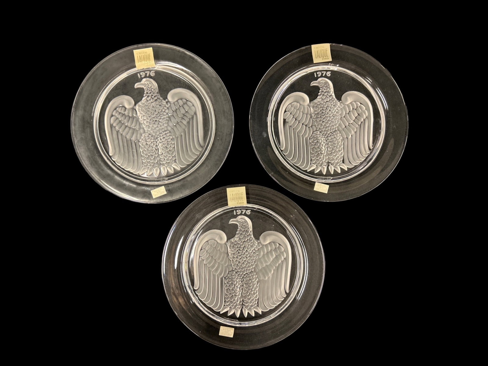 1976 Lalique Collector Plates Bon Anniversaire Amerique: 1976 Lalique Collector Plates Bob Anniversaire Amerique QTY: Three Condition: Excellent Year: 1976 Origin: France Etched Signature with Boxes This Plate was designed especially for the United States c