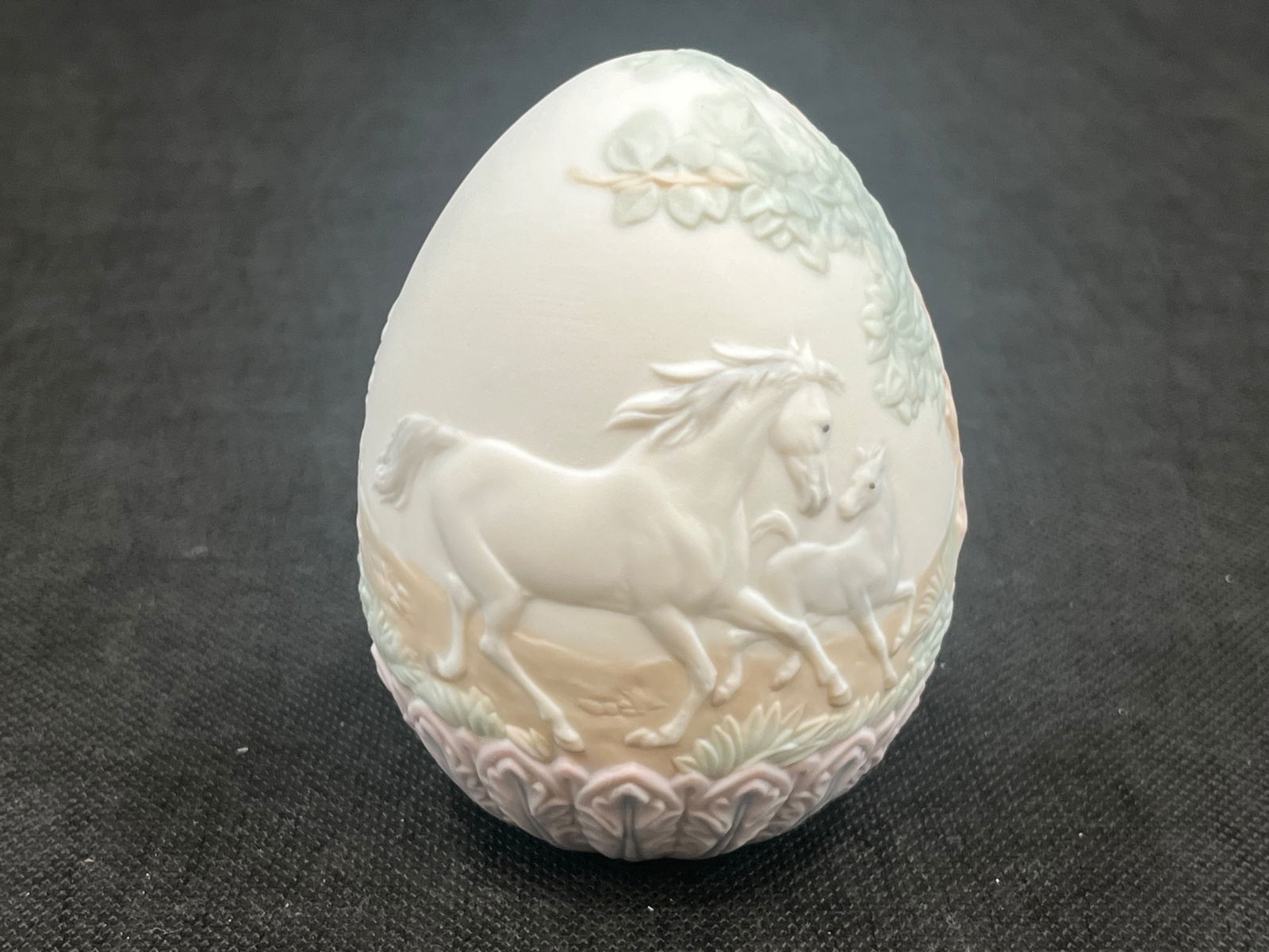 Lladro Porcelain 1995 Limited Edition Eggs QTY: 3 (1 of 6)