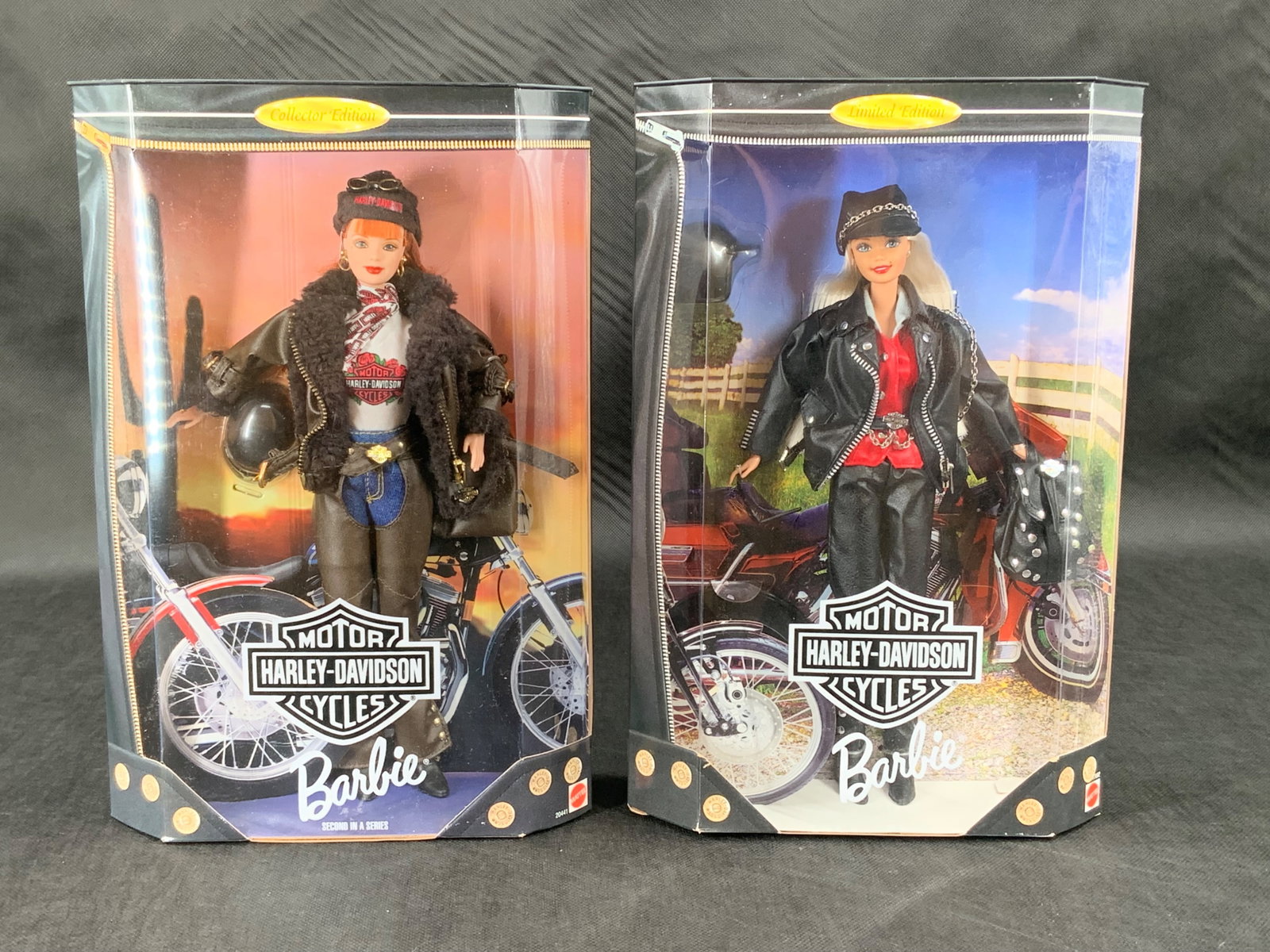 Qty two Harley-Davidson Barbie Dolls #17692 #20441 (1 of 18)