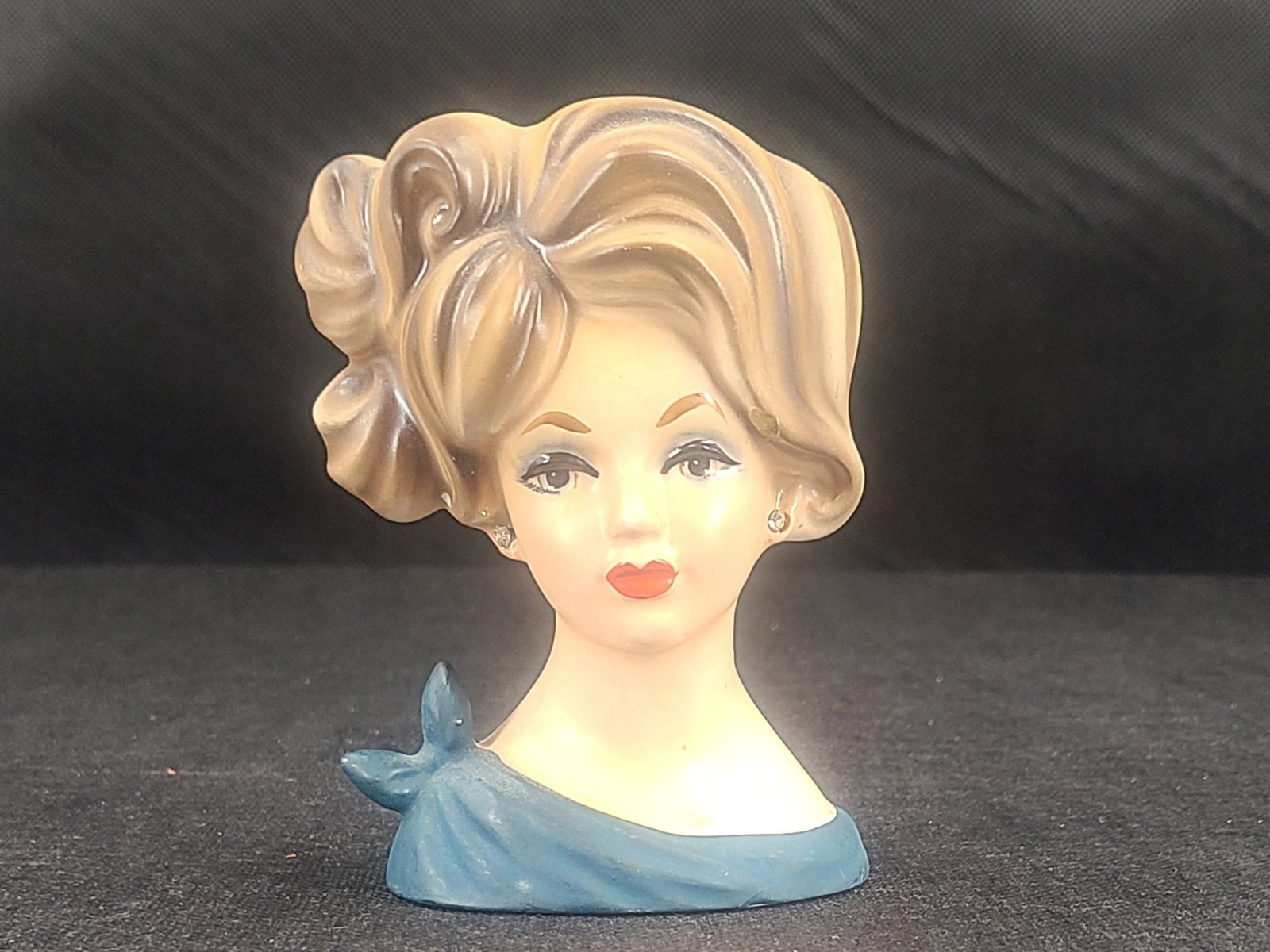 Vintage Lovely NAPCO  Lady Head Vase (1 of 10)