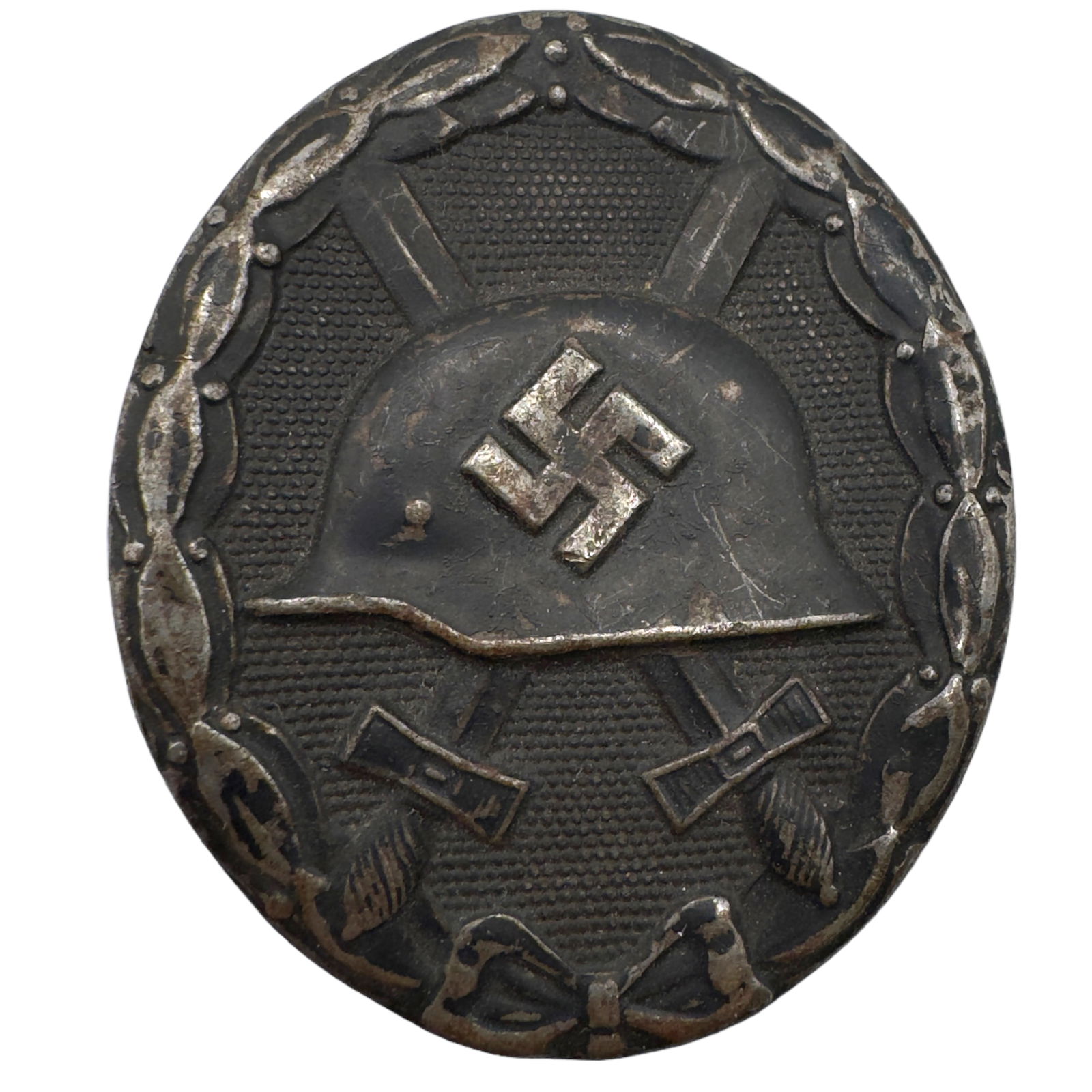 German WWII Wound Badge in Black (1 of 2)