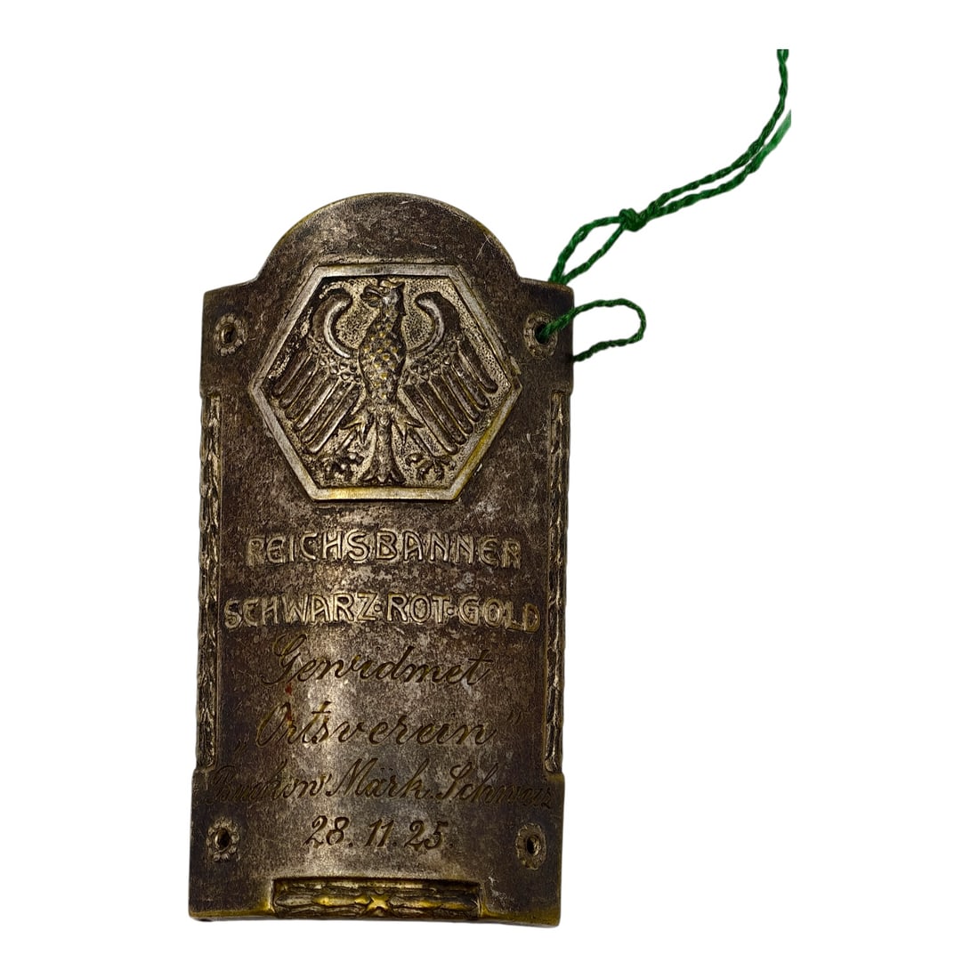 Reichsbanner Schwarz-Rot-Gold Engraved Flagpole Plate: Reichsbanner Schwarz-Rot-Gold – Gewinntag München 28.11.25The last pre-NSDAP democratic badge — engraved 1st-place winner. The final breath of Weimar democracy — 1st-place Reichsbanner badge, e