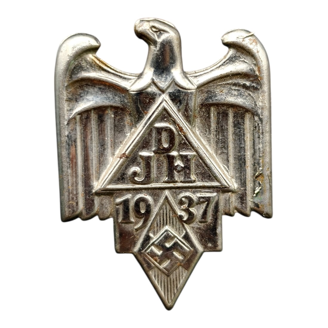 Third Reich Nazi Hitler Youth DJH 1937 Tinnie Badge: Third Reich Nazi Hitler Youth DJH 1937 Tinnie Badge