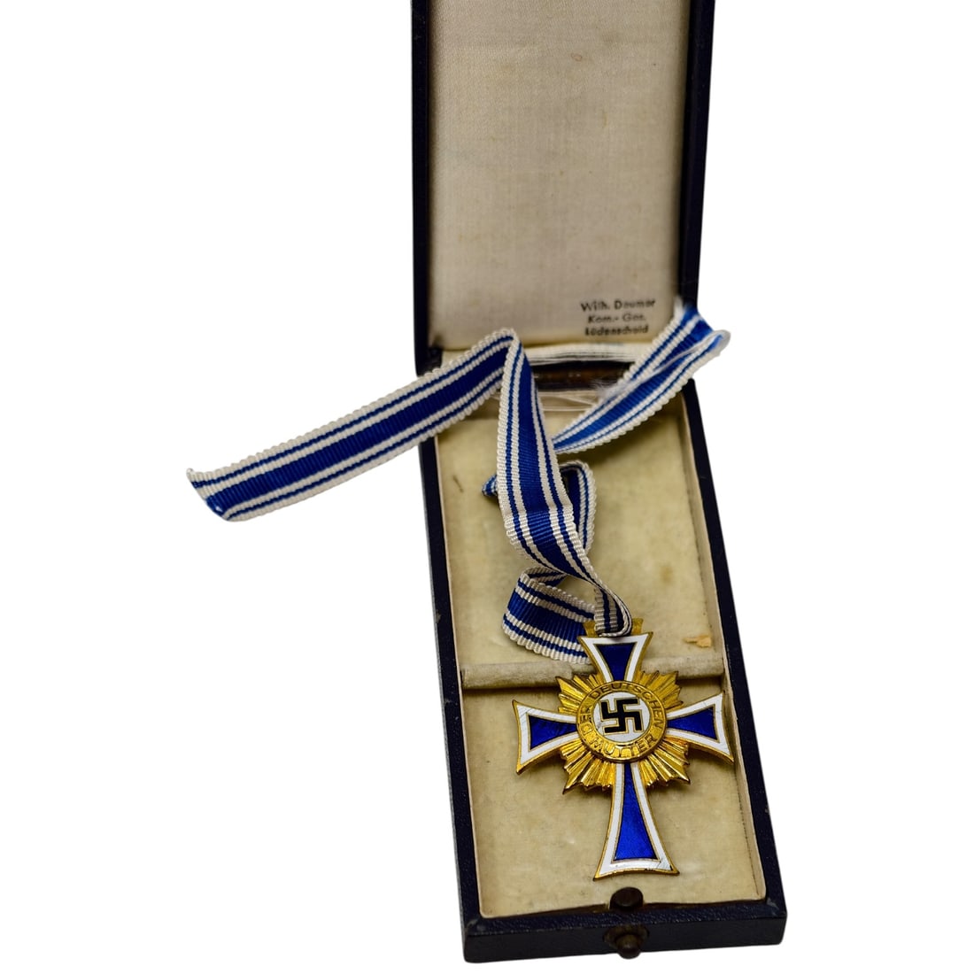 Cased Third Reich Nazi Mothers Cross in Gold: Cased Third Reich Nazi Mothers Cross in Gold