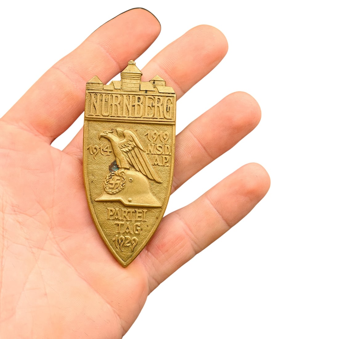 1929 Nürnberg NSDAP Parteitag Shield Badge (1 of 3)