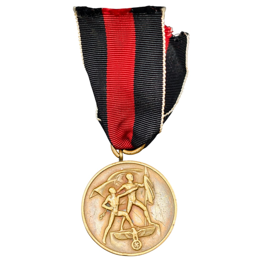 Sudetenland Medal – Third Reich Nazi Era Medal: Third Reich commemorative medal marked 'EIN VOLK EIN REICH EIN FÜHRER' and dated '1. OKTOBER 1938', issued to commemorate the annexation of the Sudetenland. Obverse depicts two male figures raising f