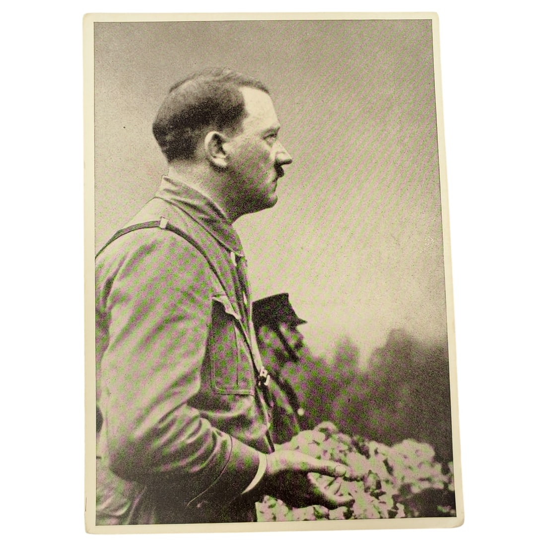 Adolf Hitler Postcard: Printed postcard from the series "Männer der Zeit" (Men of the Times), No. 20, captioned "Adolf Hitler - der Führer spricht" (Adolf Hitler - the Führer speaks). Photo credit printed on reverse: