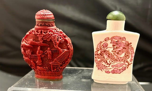 Pair of Chinese Snuff Bottles (1 of 13)