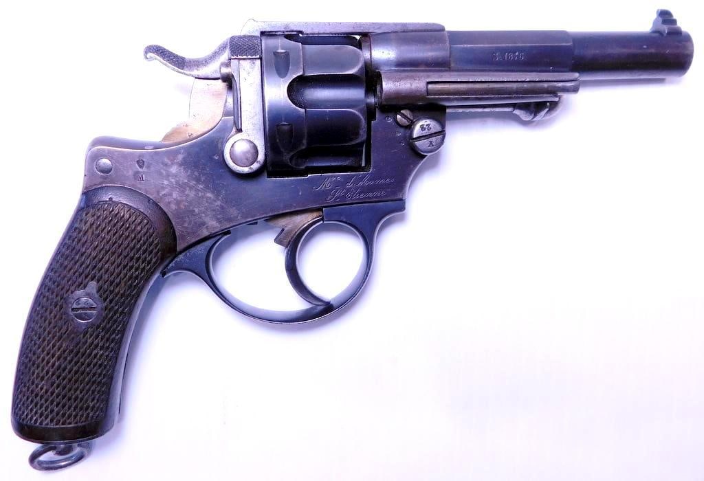 St Etienne Model 1874 French Officer's 11mm Revolver w/ Holster: Superb estate find This military firearm is in great condition considering age and use This model was used by the French Army and Navy through WWII Is based on the Chanelot-Delvigne patent w