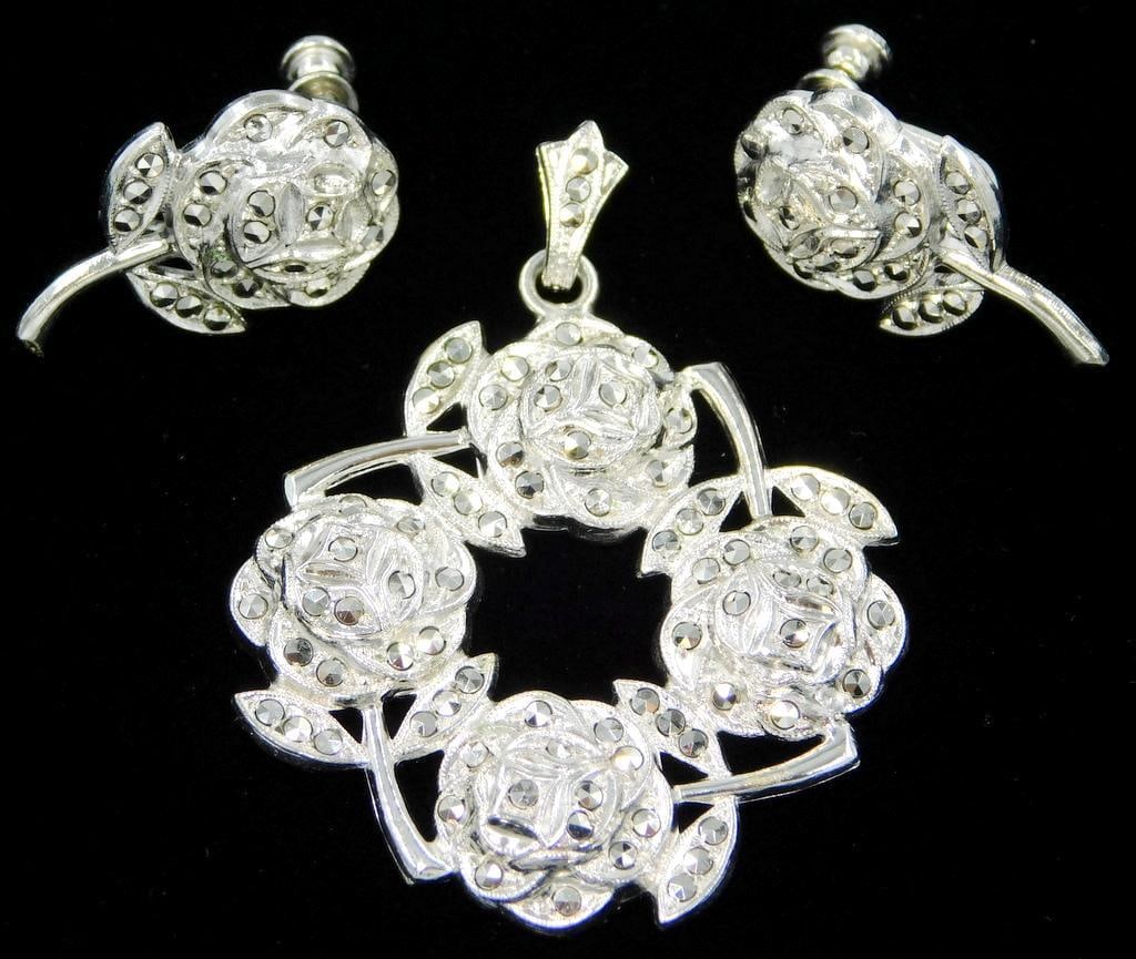 Sterling Silver Set Rose Pendant and Earring Set (1 of 8)
