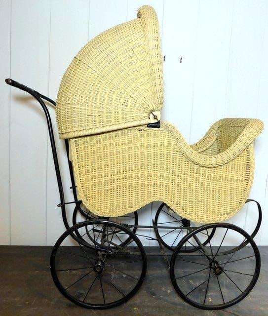 Antique Wicker Pram (1 of 10)