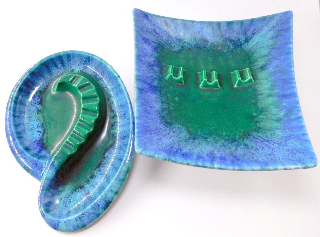 Pair of Mid Century Modern Ceramic Ashtrays, Royal Hager (1 of 9)
