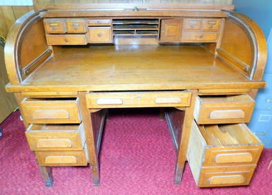 Antique Solid Oak Roll-Top Desk w/ Multiple Drawers (1 of 20)