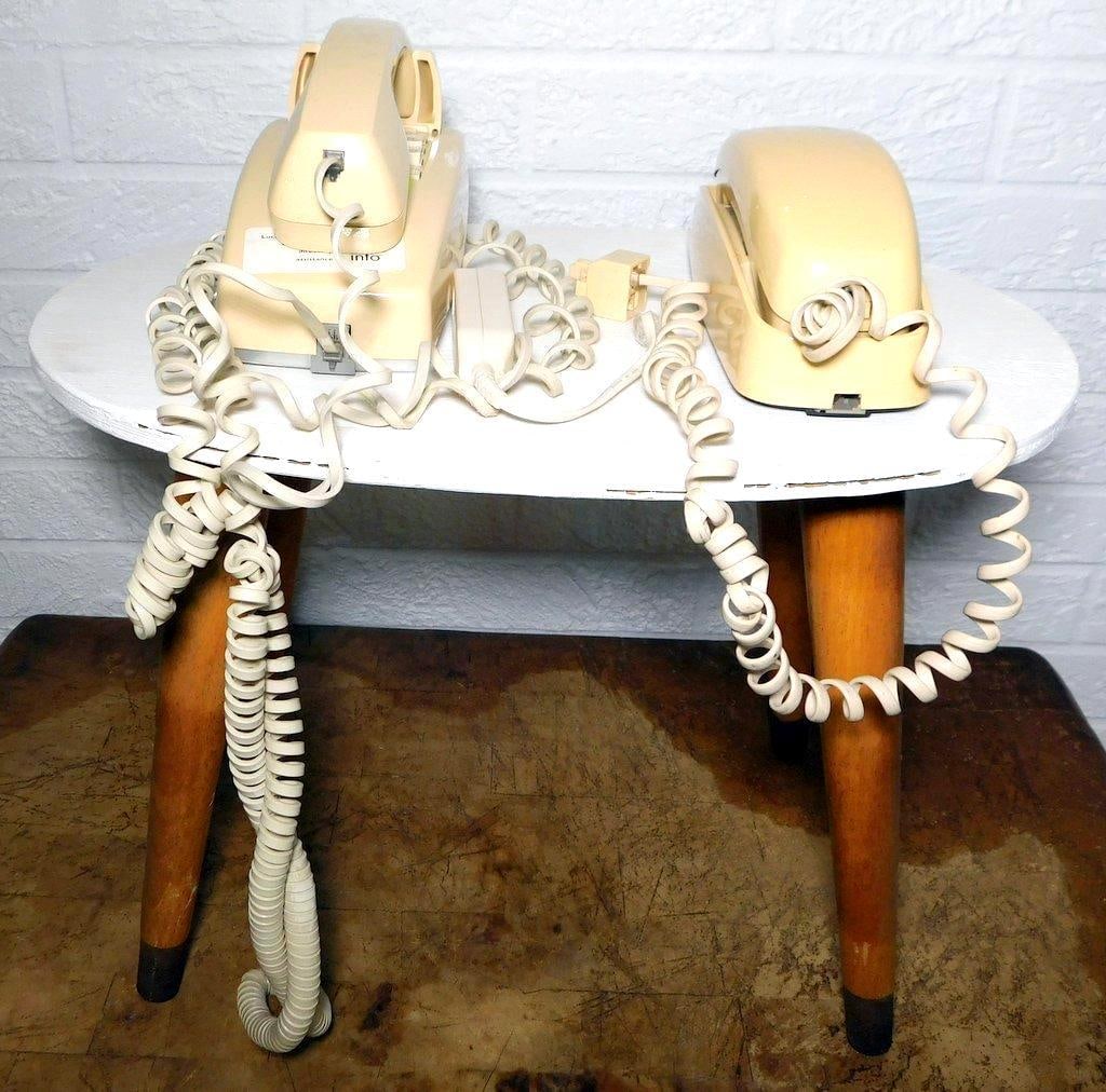 Lot Containing Two Vintage Telephones and Small Table (1 of 10)