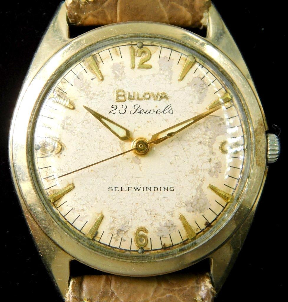 Bulova Men's 23 Jewel Wristwatch: Classic watch design and look Good cosmetic condition as shown As found hidden away at the estate Mechanical (Automatic) movement Does not run, will need to be serviced Includes Suizo leather wrist ba