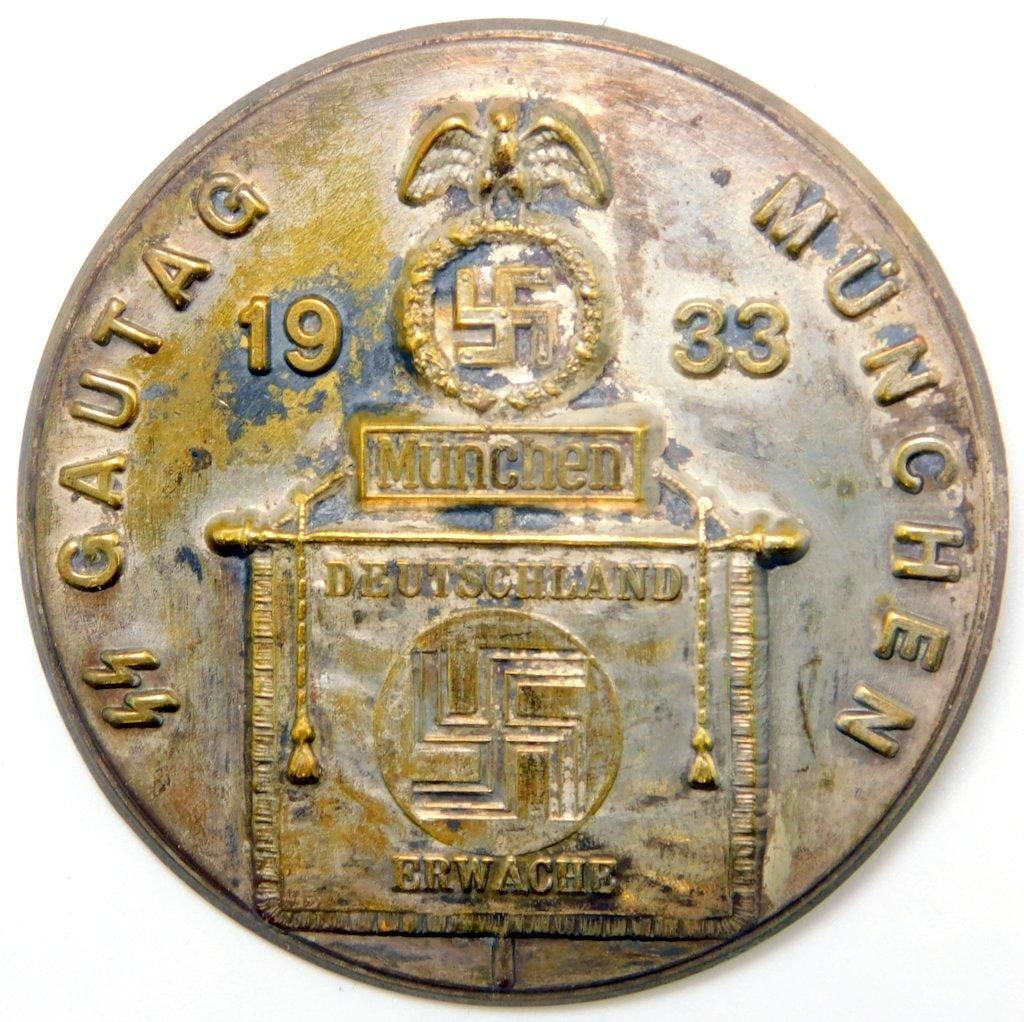 1933 SS GAUTAG MUNCHEN Tinnie Badge (1 of 3)