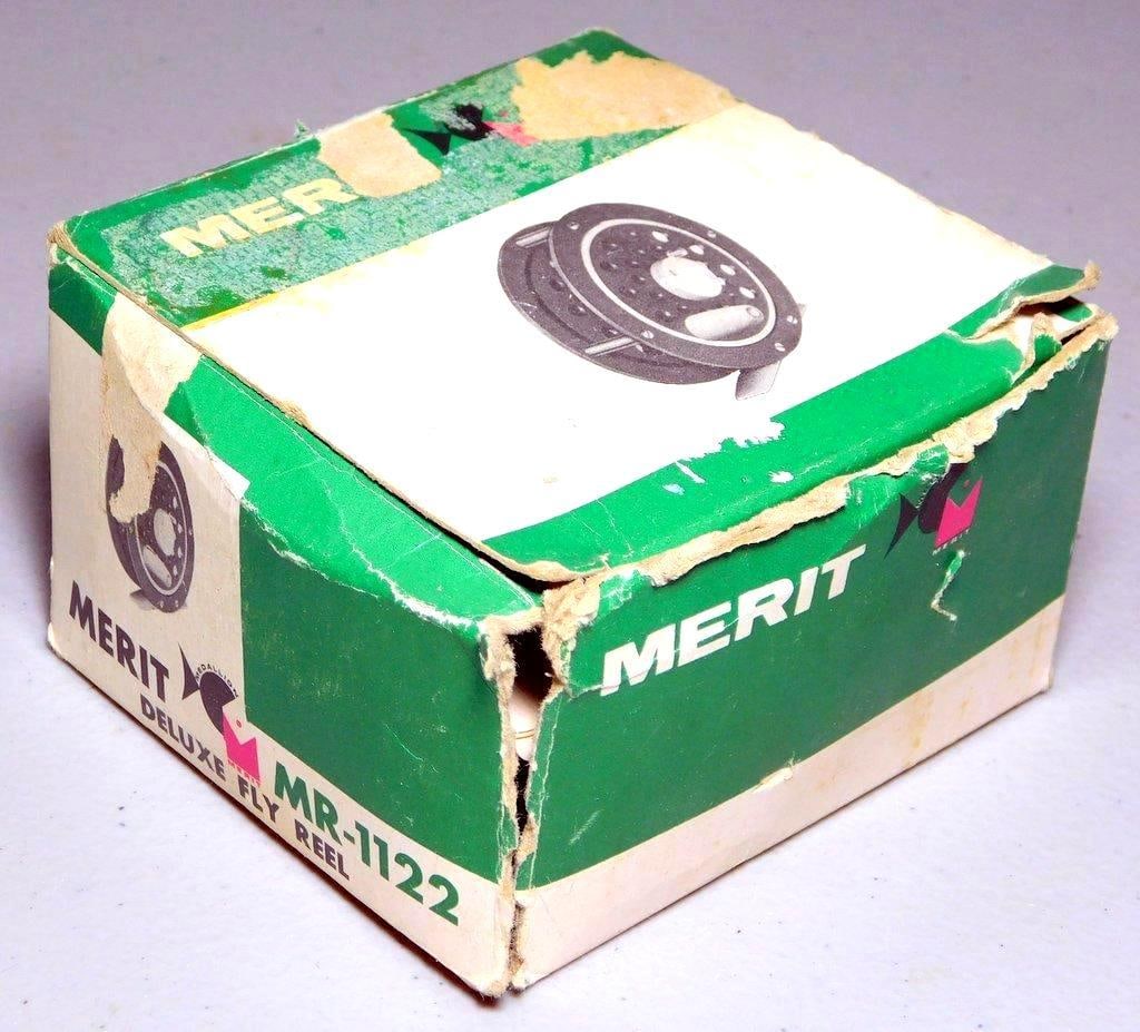 Merit MR-1122 Deluxe Fly Reel w/ Original Box (1 of 6)