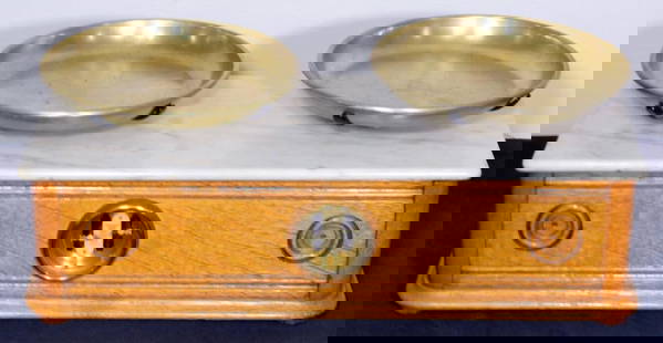 Henry Troemner 5 lb Capacity Balance Scale w/ Marble Top: Henry Troemner balance scale with a 5 lb capacity, featuring a wooden base, brass weighing pans, and a polished marble platform Includes a central brass dial for measurement readings Marked on a
