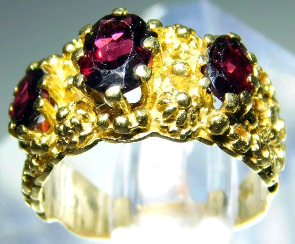 14K Gold Ring w/ Deep Tourmaline Stones and Filigree Design (1 of 6)