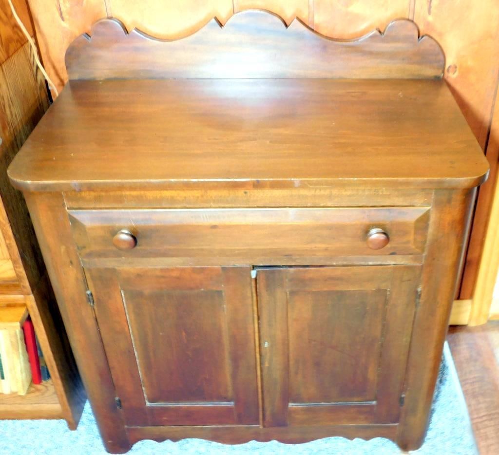 Wooden Sideboard w/ Drawer and Cabinet (1 of 9)