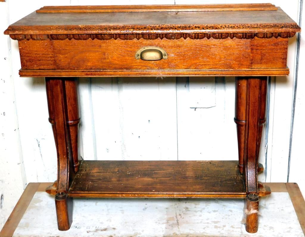 Oak Console Table w/ Brass Pull Handle, Lower Shelf w/ Pebbled Finish (1 of 14)