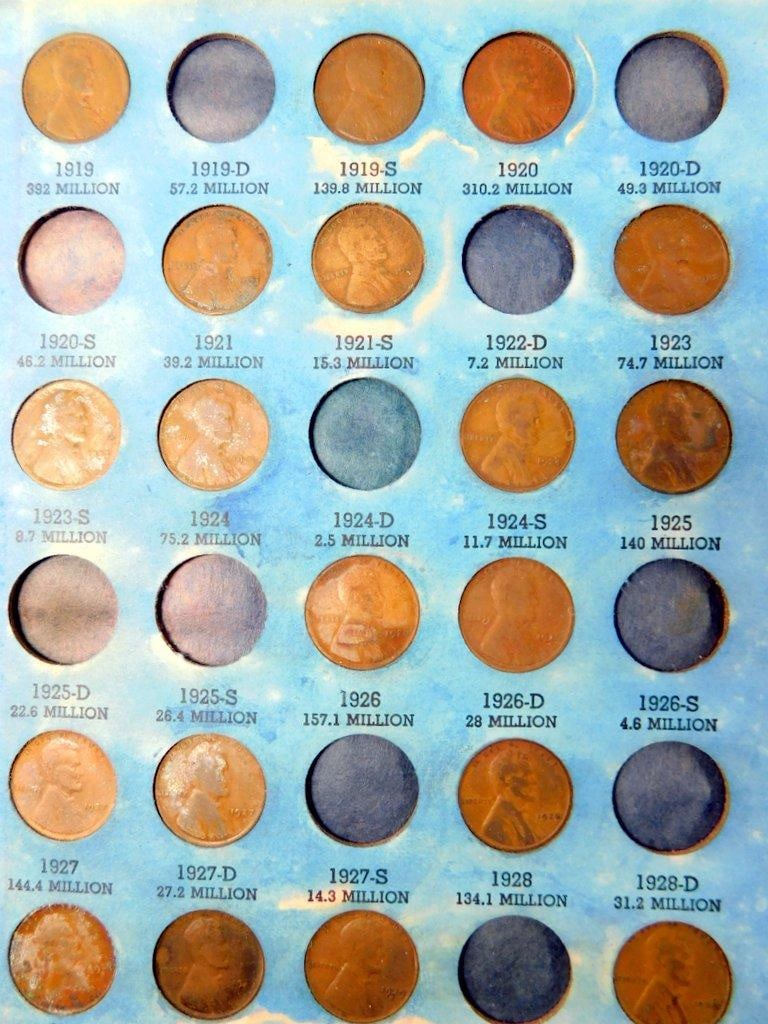 Lincoln Cents in Three Folders, Various Years and Mint Marks - 6