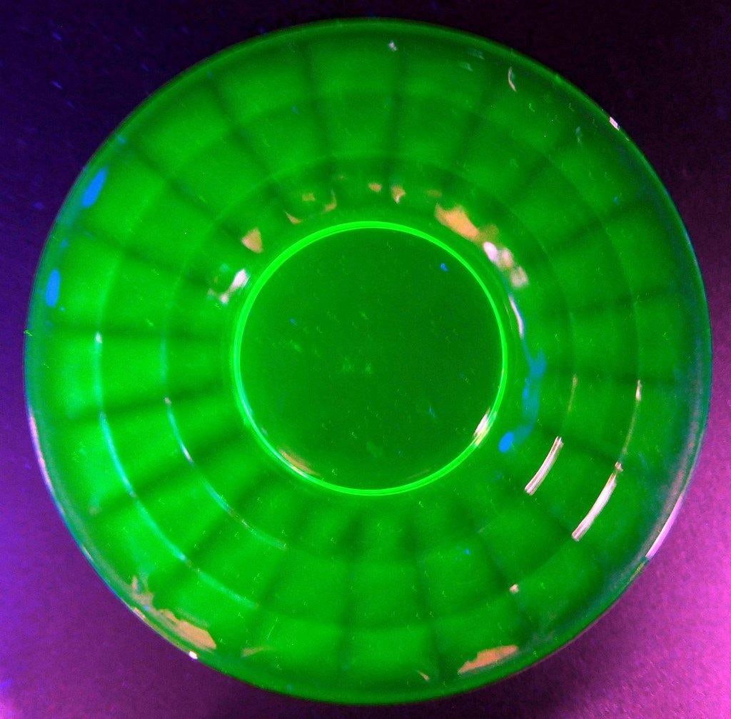 Green Uranium Glass Set of Eighteen (18) Small Plates - 2