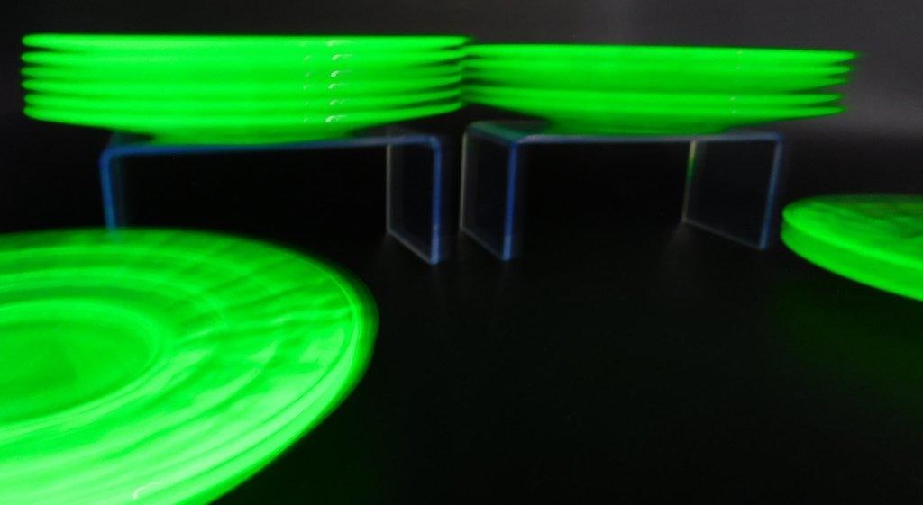 Green Uranium Glass Set of Eighteen (18) Small Plates - 4