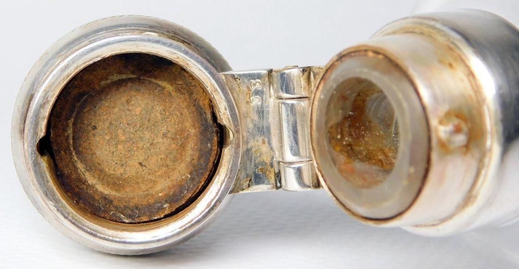 Antique English Hunting Glass Saddle Fask in Leather Case - 9