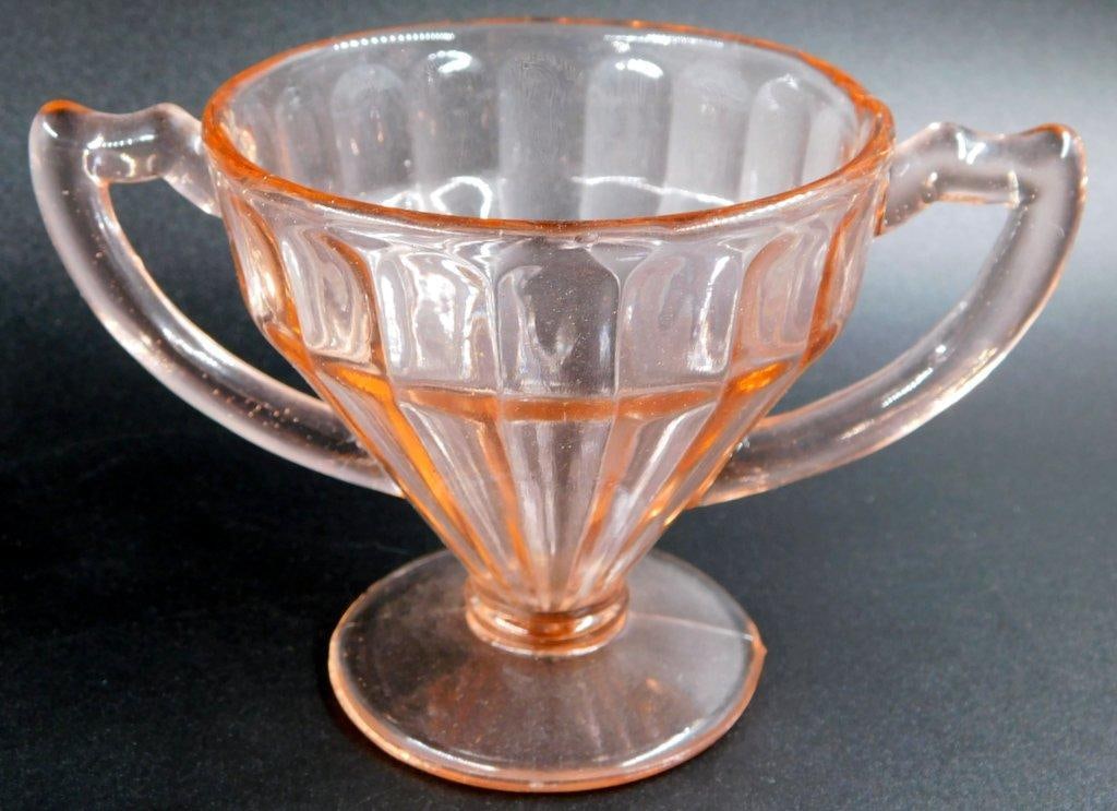 Pink Depression Glass Creamer and Sugar Set w/ Panel Design - 4