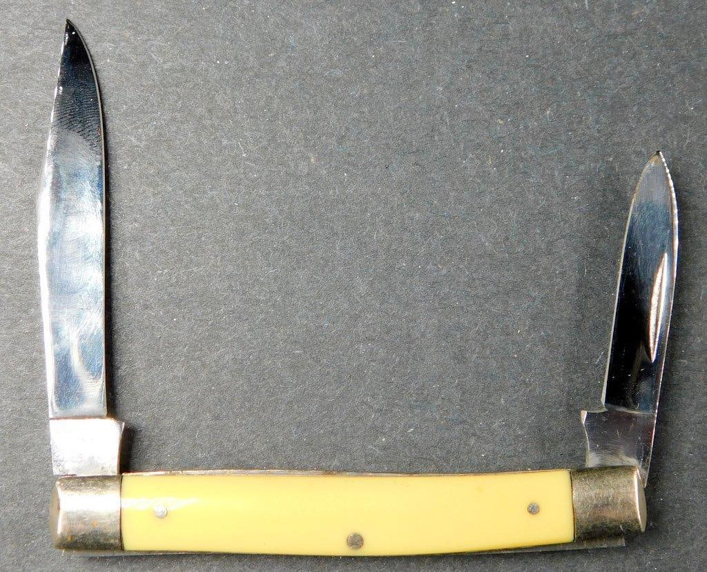 Case XX 3233 - 1970 Yellow Delrin 10 dot - 2