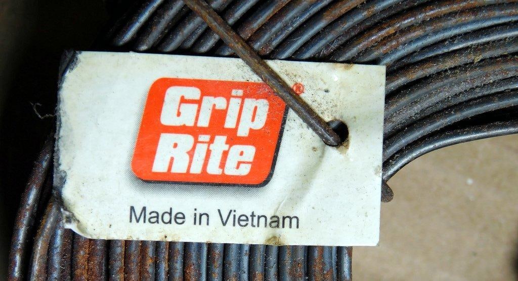 Grip-Rite Bar Ties and Rod Chairs Construction Supplies, and Hand Pump Sprayer - 11