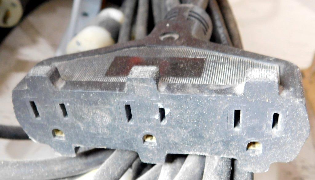 Heavy-Duty Extension Cords and Accessories - 10