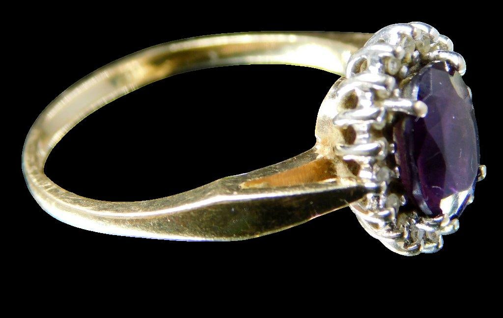 14K Gold Ladies Ring w/ Diamonds and Amethyst - 2
