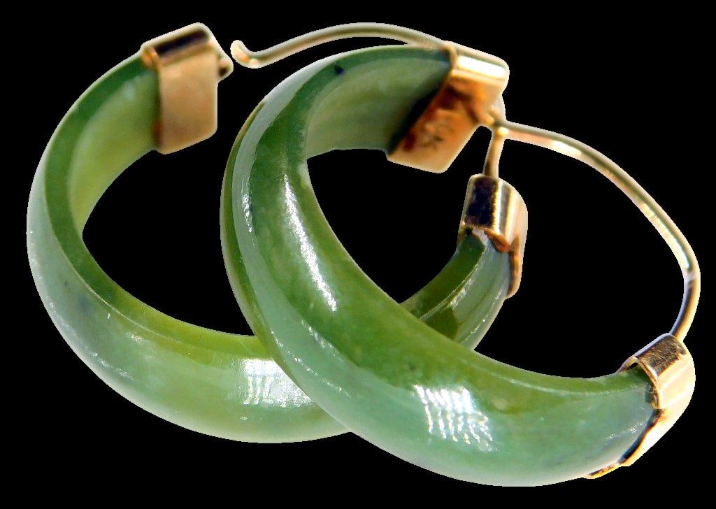 14K Gold w/ Semi-Precious Green Stone Earrings: Look how great these show Pair is marked 14K Stunning green color 1.95 dwt